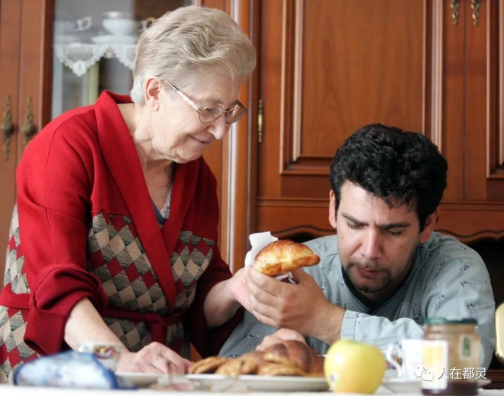 欧盟第一意大利超两成年轻人当啃老族