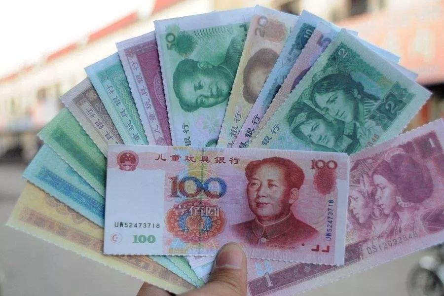 千万别再吃这款网红蛋糕了,它是违法的!_人民币