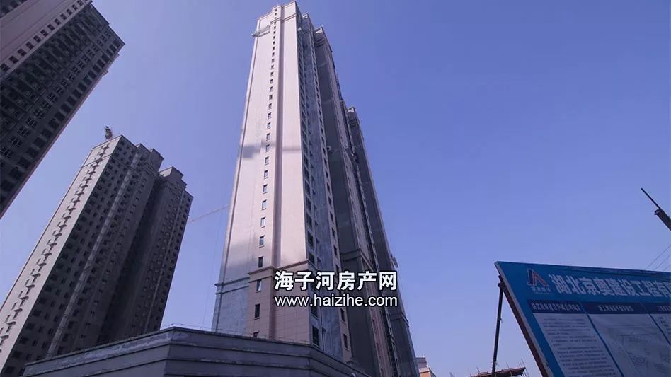 这就是钟祥银湖城速度2号楼喜封金顶快来看你家什么样了