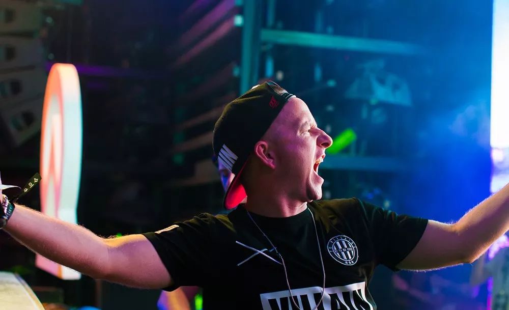 hardstyle才是随edm后又一项全国夜店普及化的运动