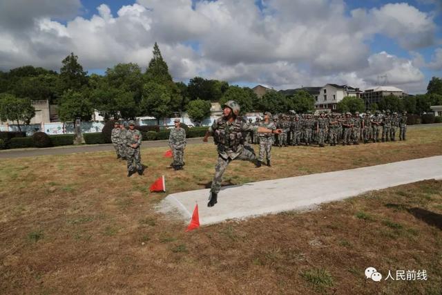 洛阳营的战旗来了