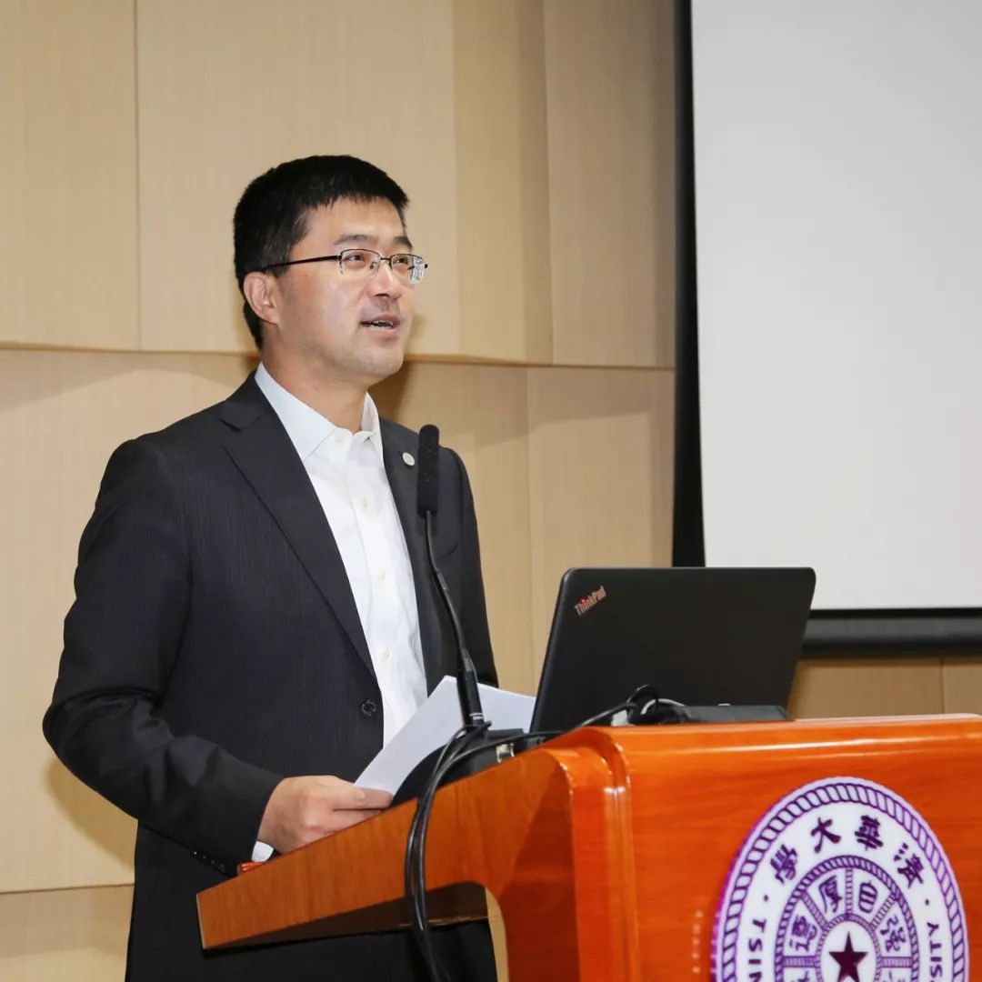 与清华学子面对面 邹磊董事长亲临招聘现场分享家国情怀