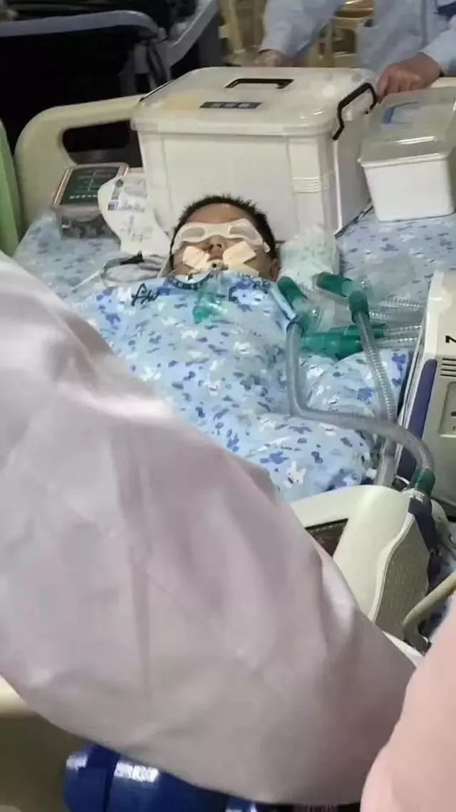 追蹤5歲男童被老師投毒致腦死亡家屬被要求放棄治療