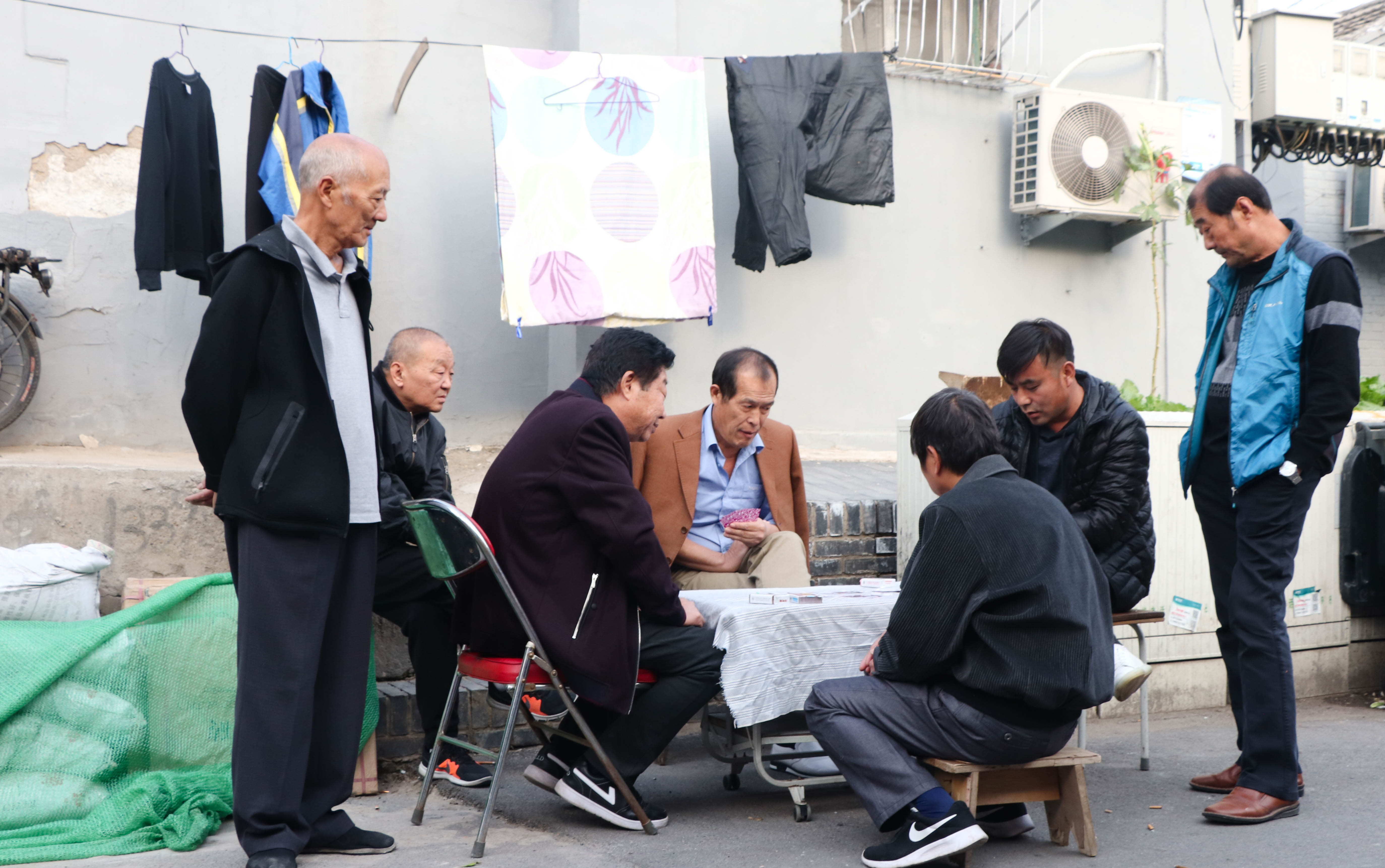 这条胡同里藏着真正的老北京│北京表情_大爷