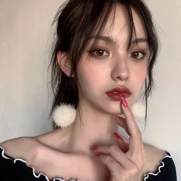 头像众生非甜即苦独你百味难辨