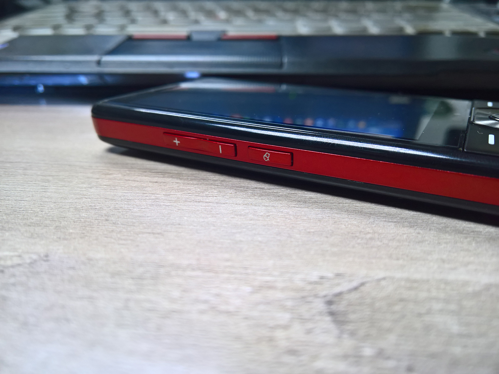 原创搭载安卓系统的直板按键机酷派c558体验