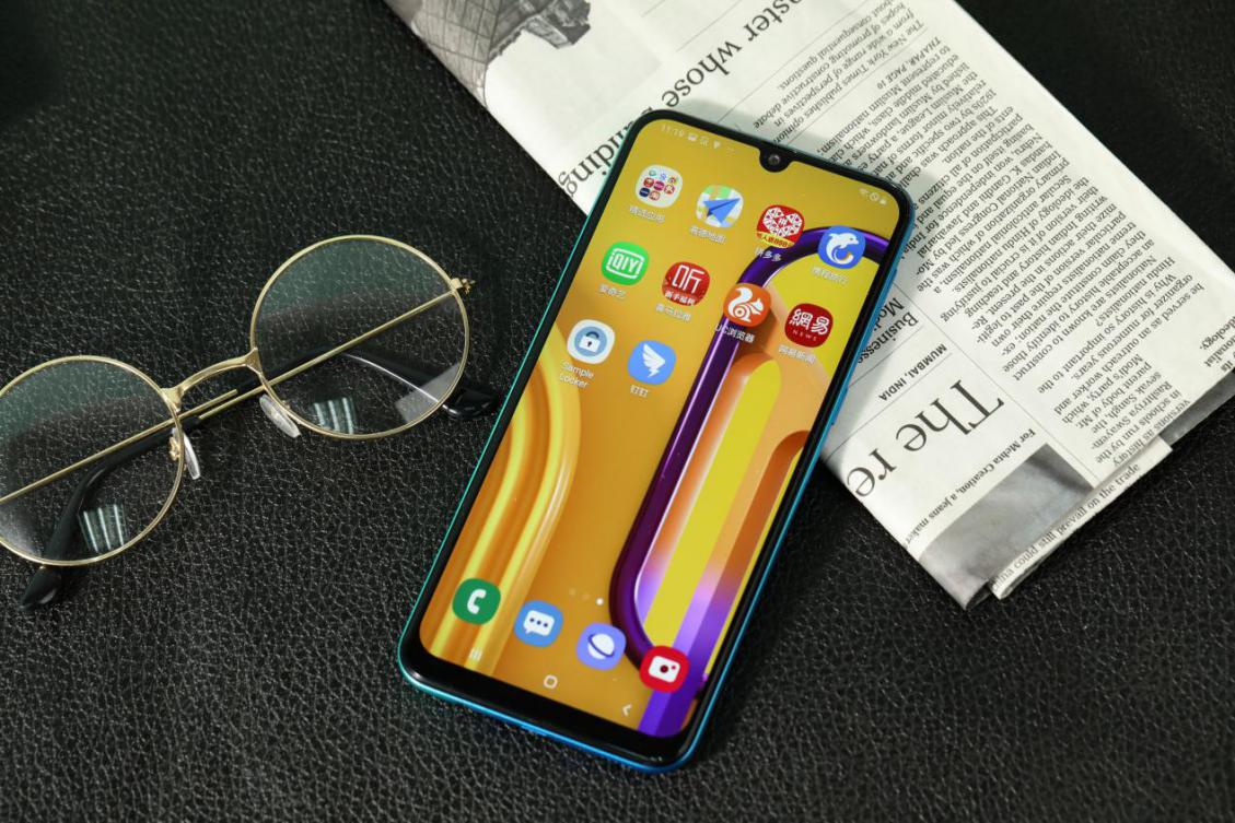 三星m30受父母喜欢看到大屏大电池这些特点我竟然信了