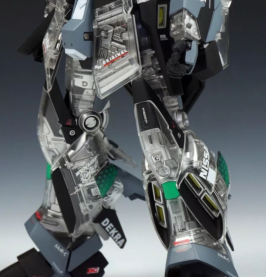 小t高达秀万代限定版的卡版海牛高达