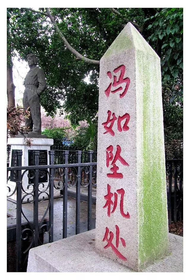 中国历史第一个飞行员,造出中国第一架飞机,却不幸死于空难_冯如