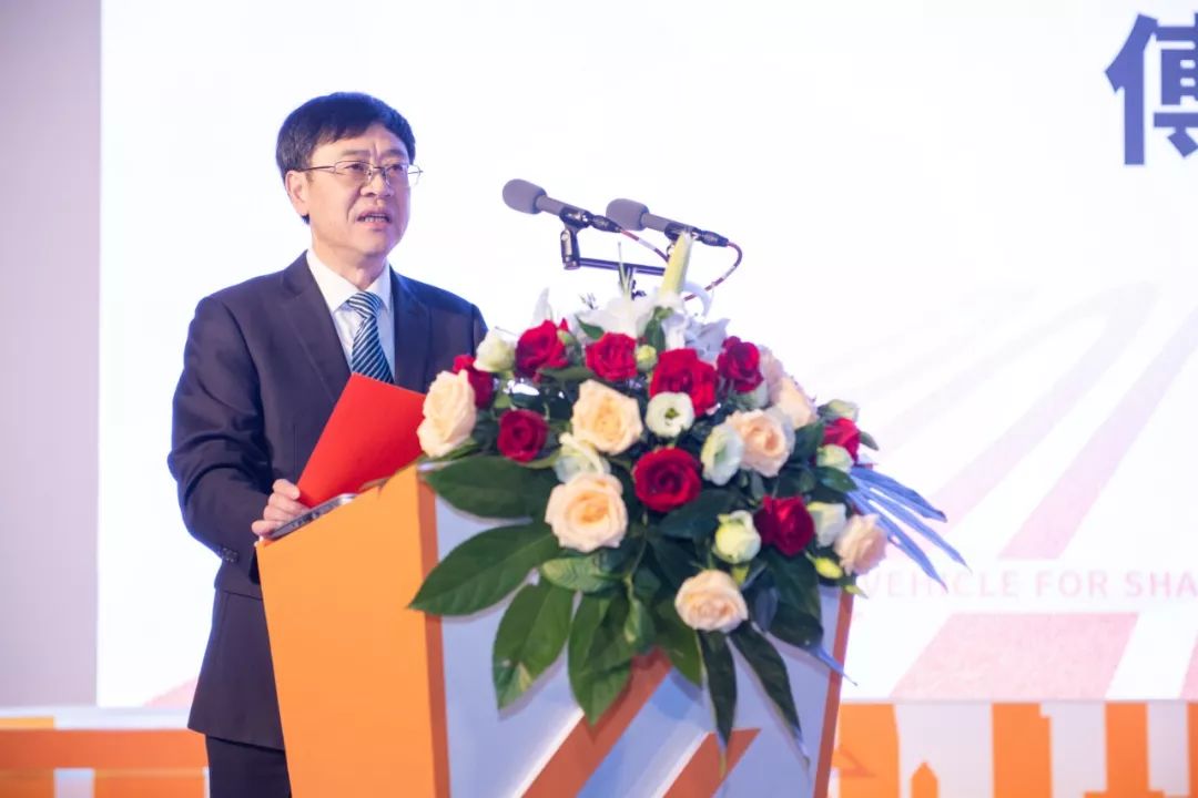 公司董事长仇兆明,上海地铁维护保障有限公司党委书记董辉,株洲市人