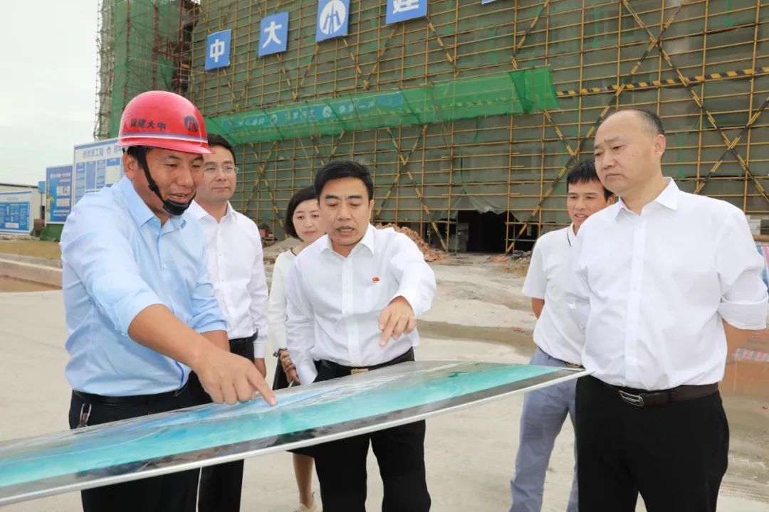 熊孙魁到茶亭经开区调研项目建设工作