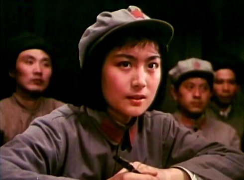 (1979年版)陳沖飾趙永生的妹妹趙小花《蒙根花》(1978年版)楊雅琴飾蒙