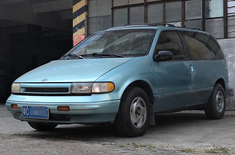 而是日产与福特合作研发的,在1992年日产和福特旗下的水星品牌合作