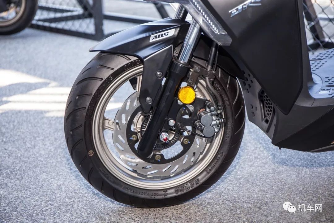 4万元!单摇臂,前后abs!三阳运动踏板drg 158正式发布!