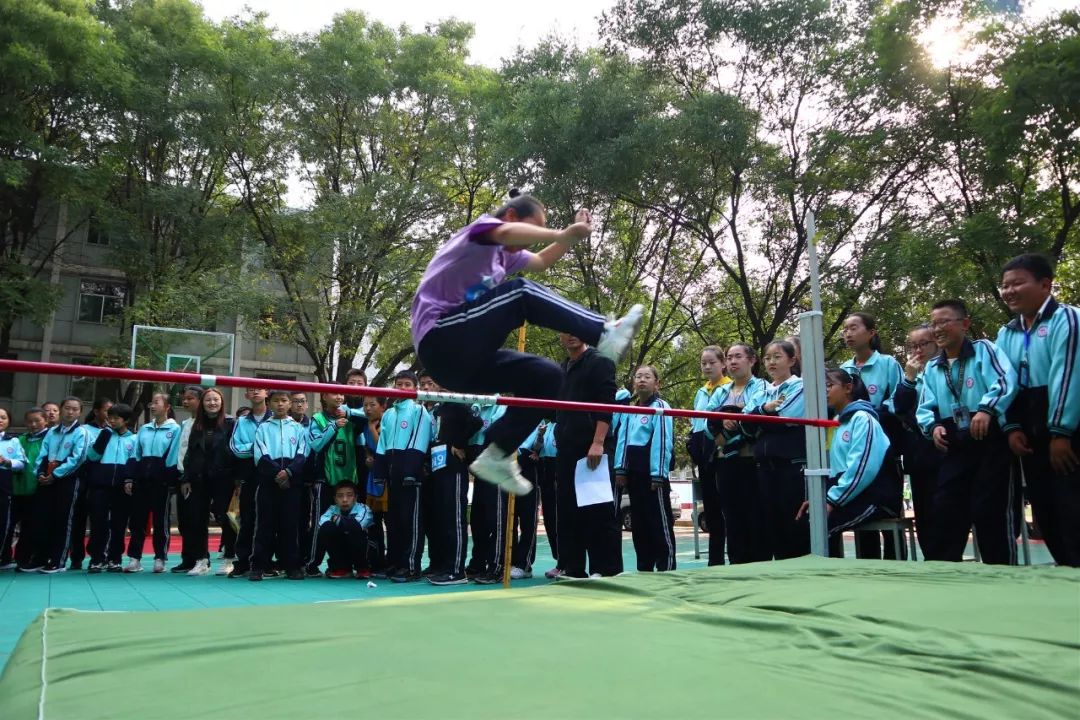 贺昌中学初中部第一届秋季运动会暨第二届广播体操比赛(二)