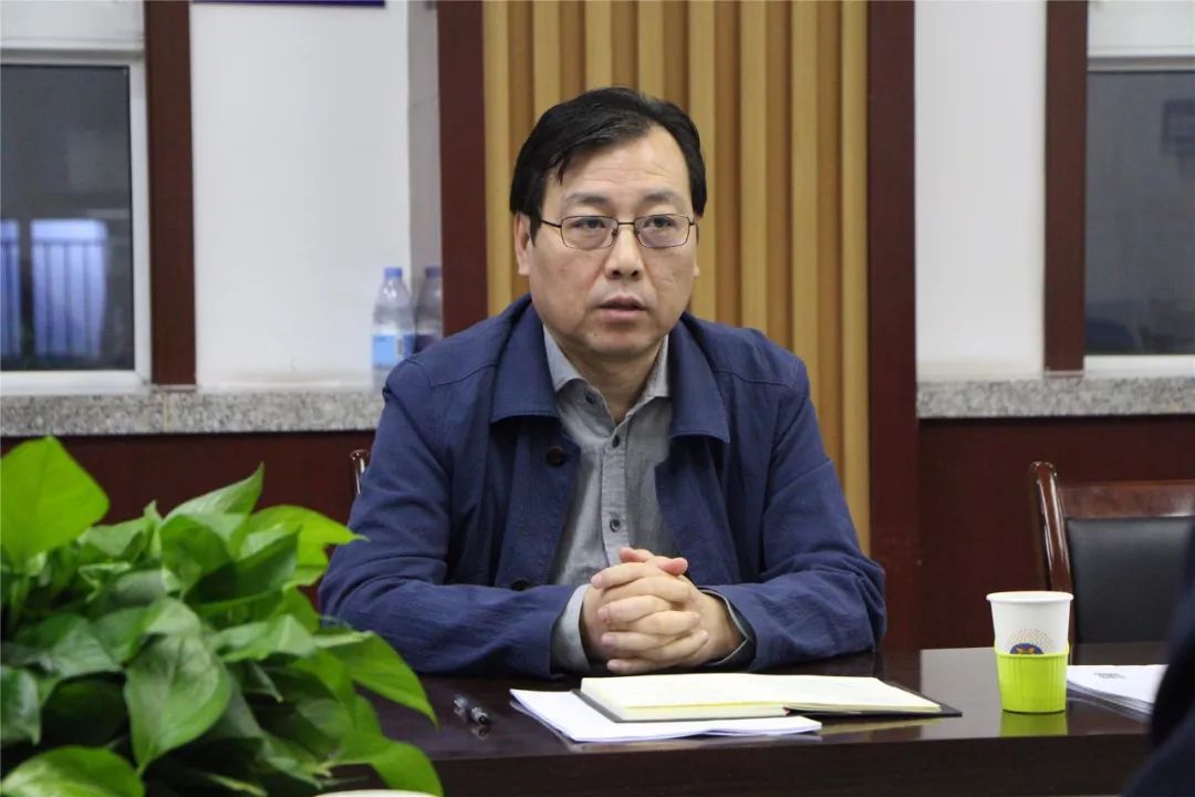 衡水市教育局局长张利到衡水十三中调研指导工作