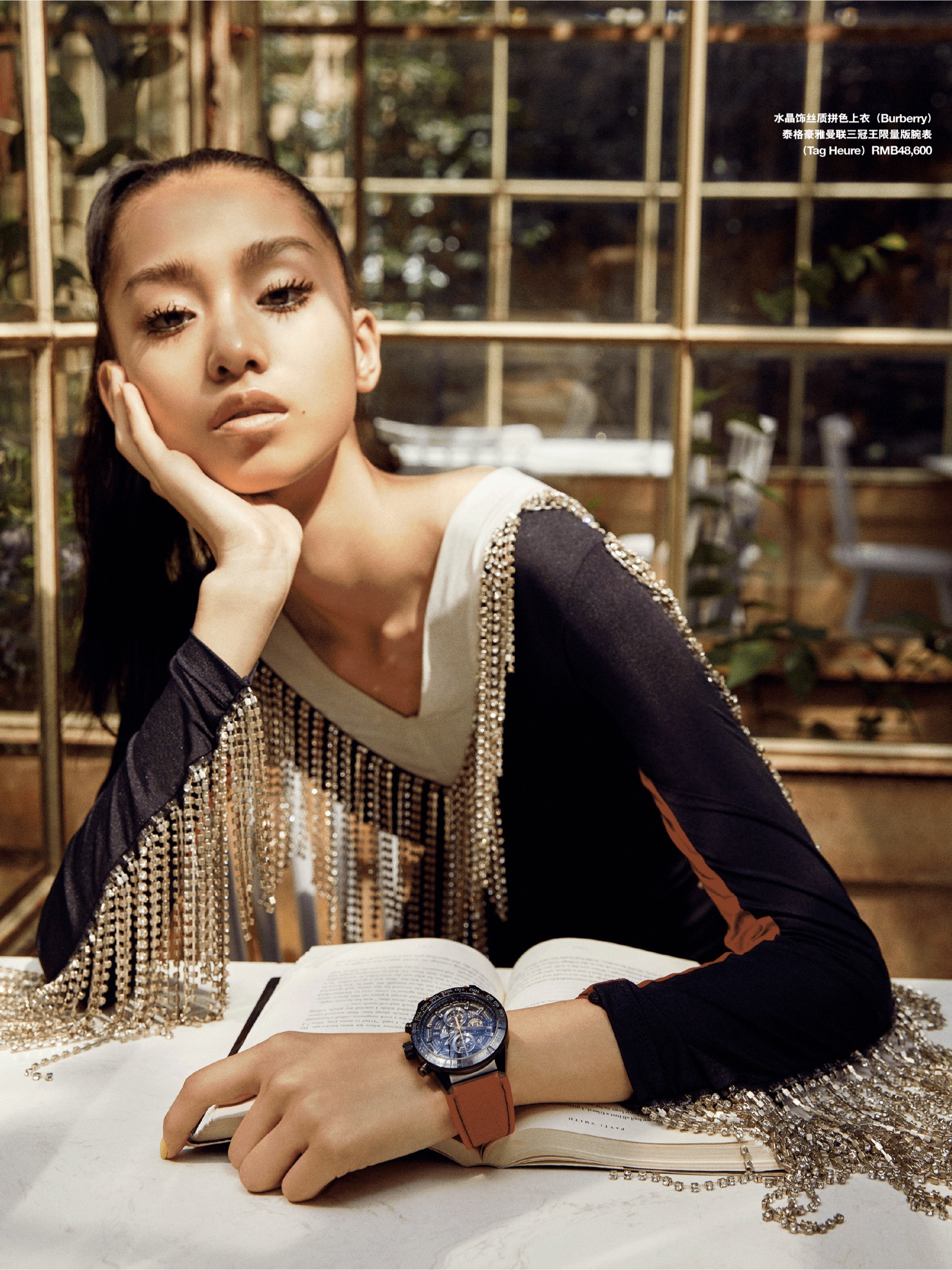 1/ 12 新面孔model]模特赵佳钰出镜《grazia》10月刊"周末时刻"