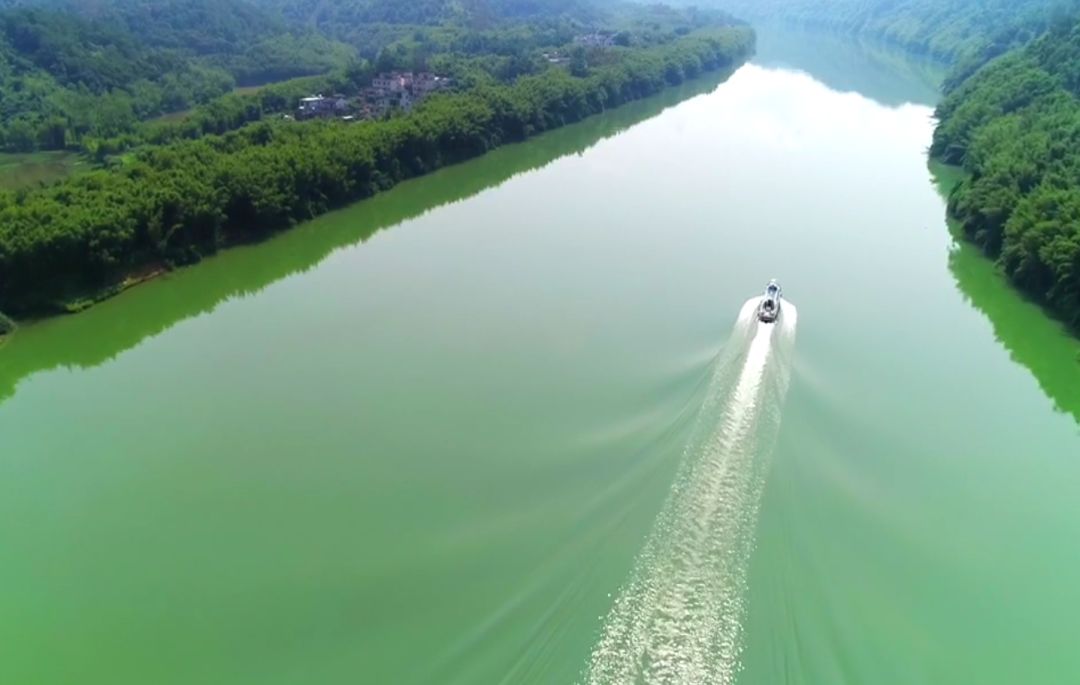 这里居然私藏着一处令人震撼的水江奇观悠悠江水让你忘却世间忧