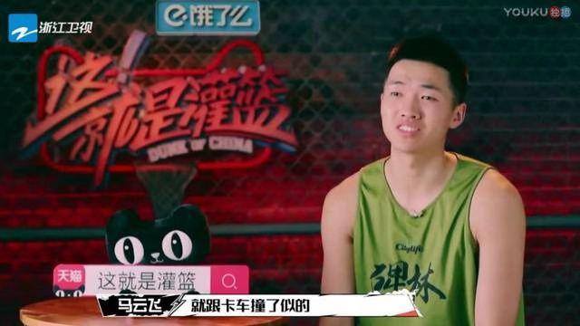 300斤体重号称"铁牛"!他的力量有多强?卧推和詹姆斯一个级别_张鸿林