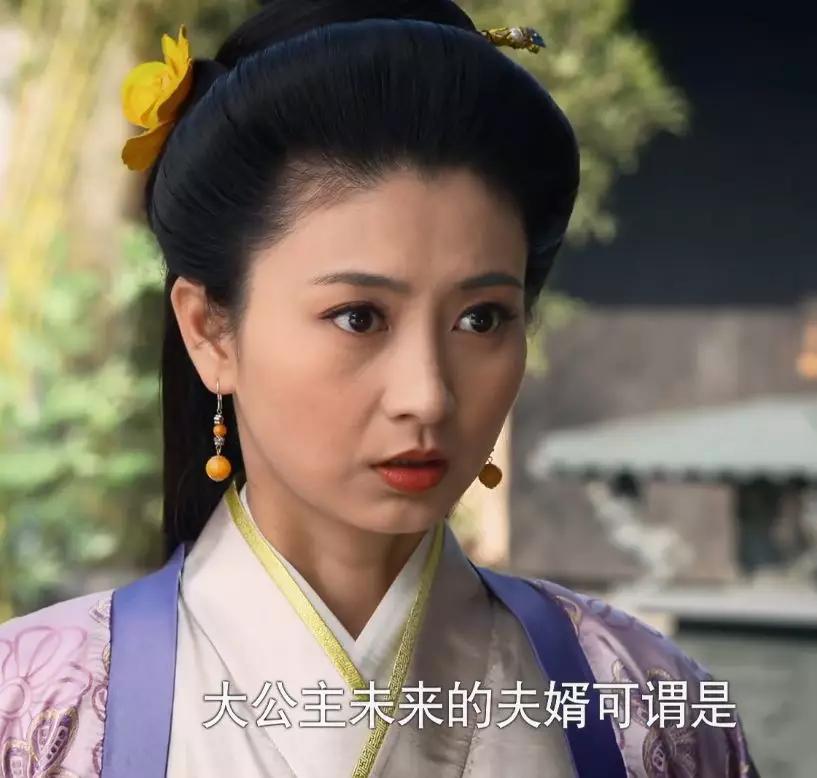 原创芈月传都是长使为何魏长使比樊长使服饰豪华还敢欺负芈月