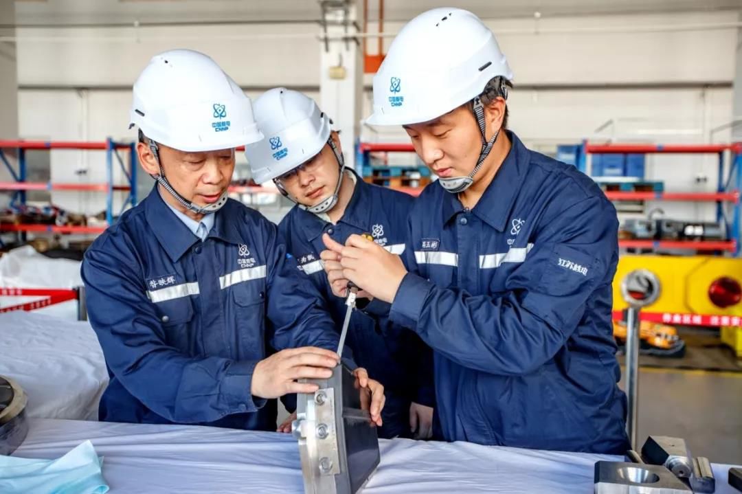 每日一星丨一线工匠昝映辉在01毫米内创造全球最快记录