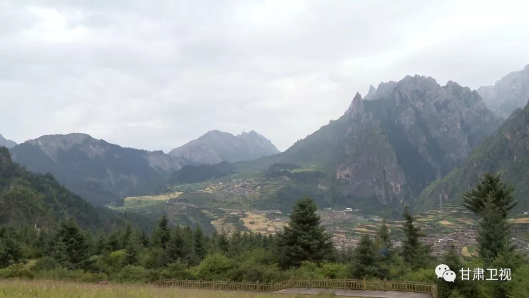 扶贫第一线俄界村的红色传承