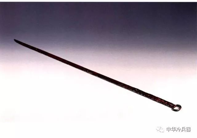 剑光照空天自碧,腰横秋水环首刀:古代刀剑的更替