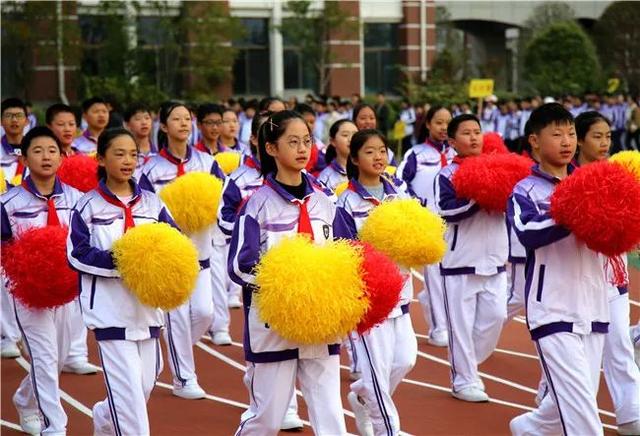 新海中学苍梧校区图片