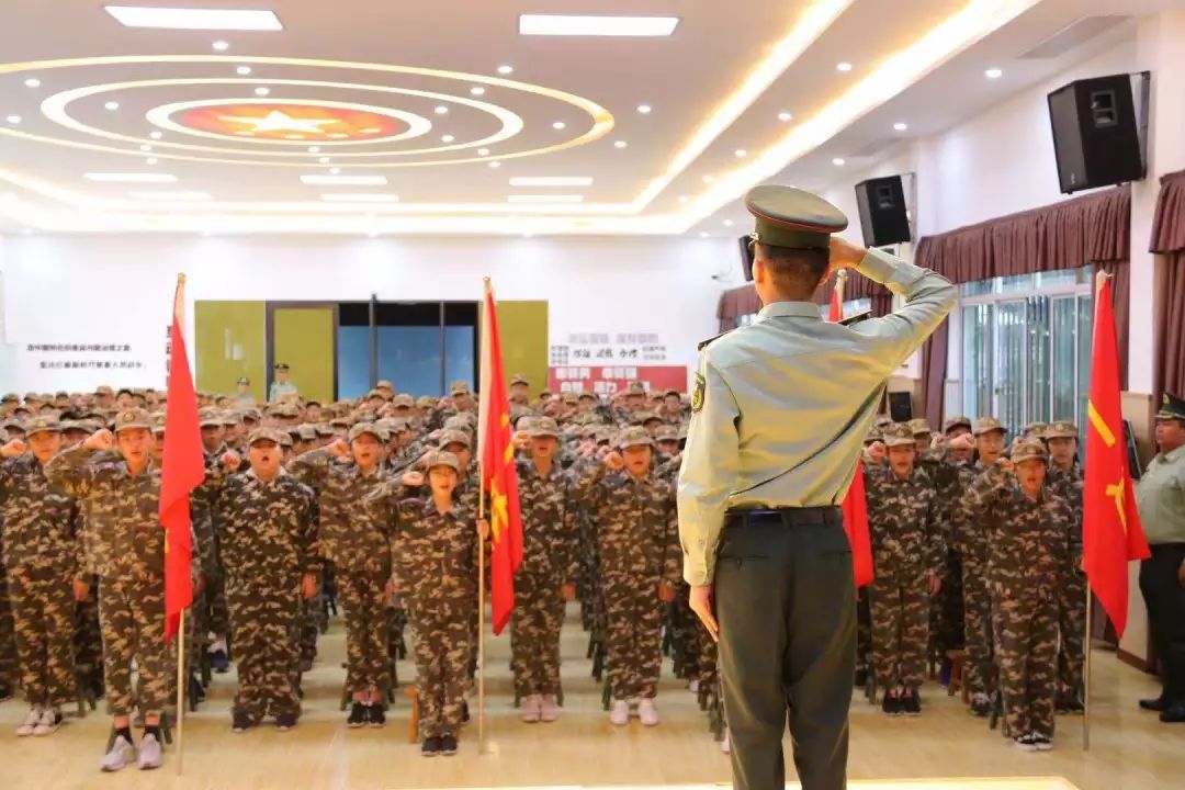 宝剑锋从磨砺出梅花香自苦寒来记汇贤中学六年级军训活动