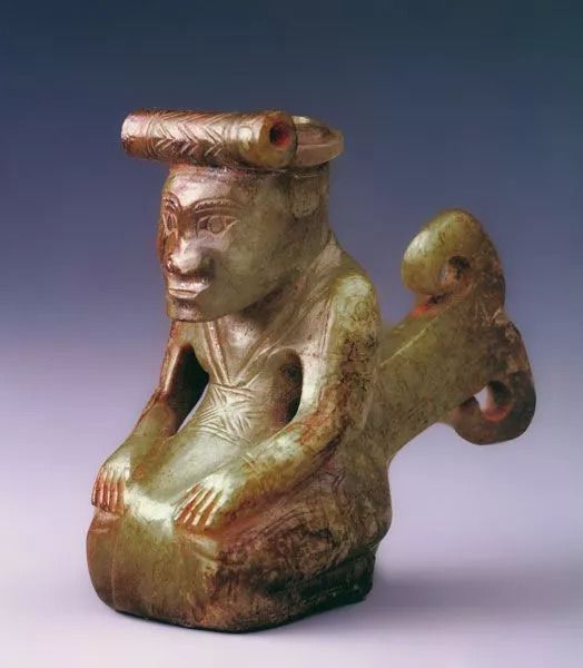 原创殷墟出土玉人头像专家说太珍贵了因为它破解商朝人的相貌之谜