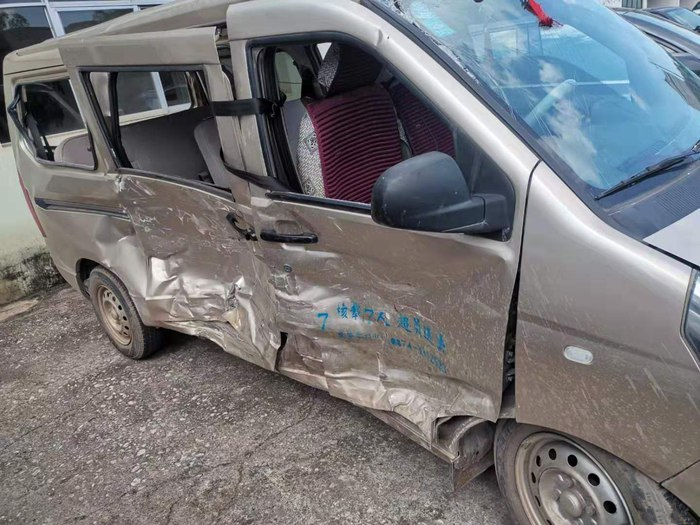 比亚迪宋pro惨烈事故,刚买的新车就要更换整个车架