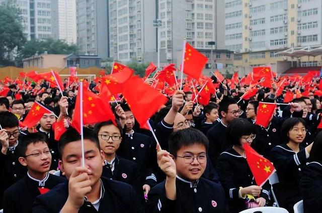 我们都是追梦人丨 西安铁一中，90岁生日快乐-搜狐大视野-搜狐新闻