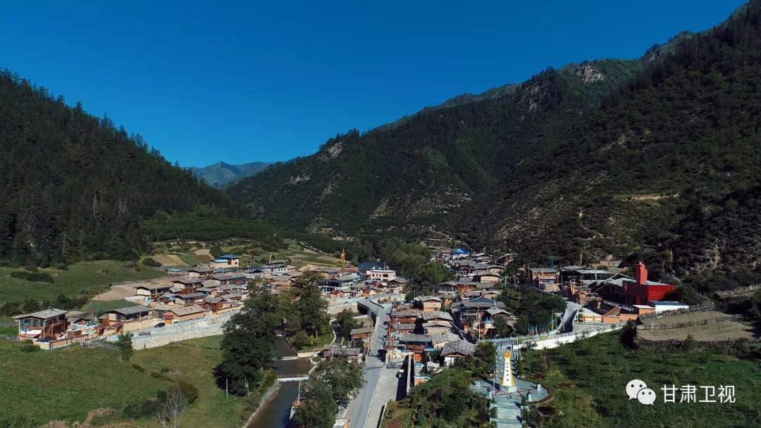 扶贫第一线俄界村的红色传承