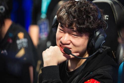 总结小虎2200伤害来源总计17回技能命中0次普攻黑色20分钟