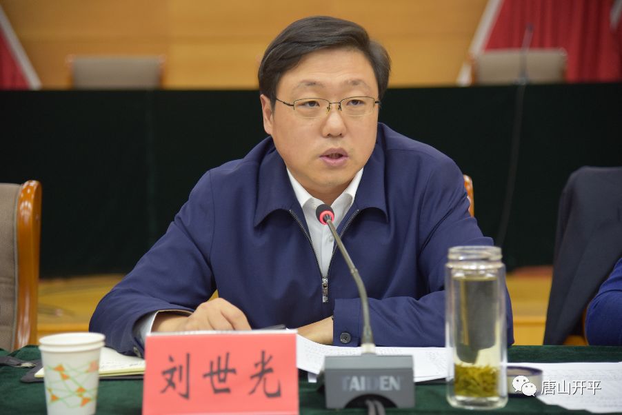 区领导张金波,习化儒,周勇,张志新,黄辉,王耀辉,指挥部成员单位,各