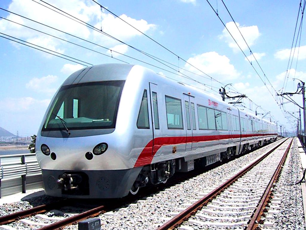 原创中国列车正式加入菲律宾城铁菲网民谢谢中国中国制造非常棒