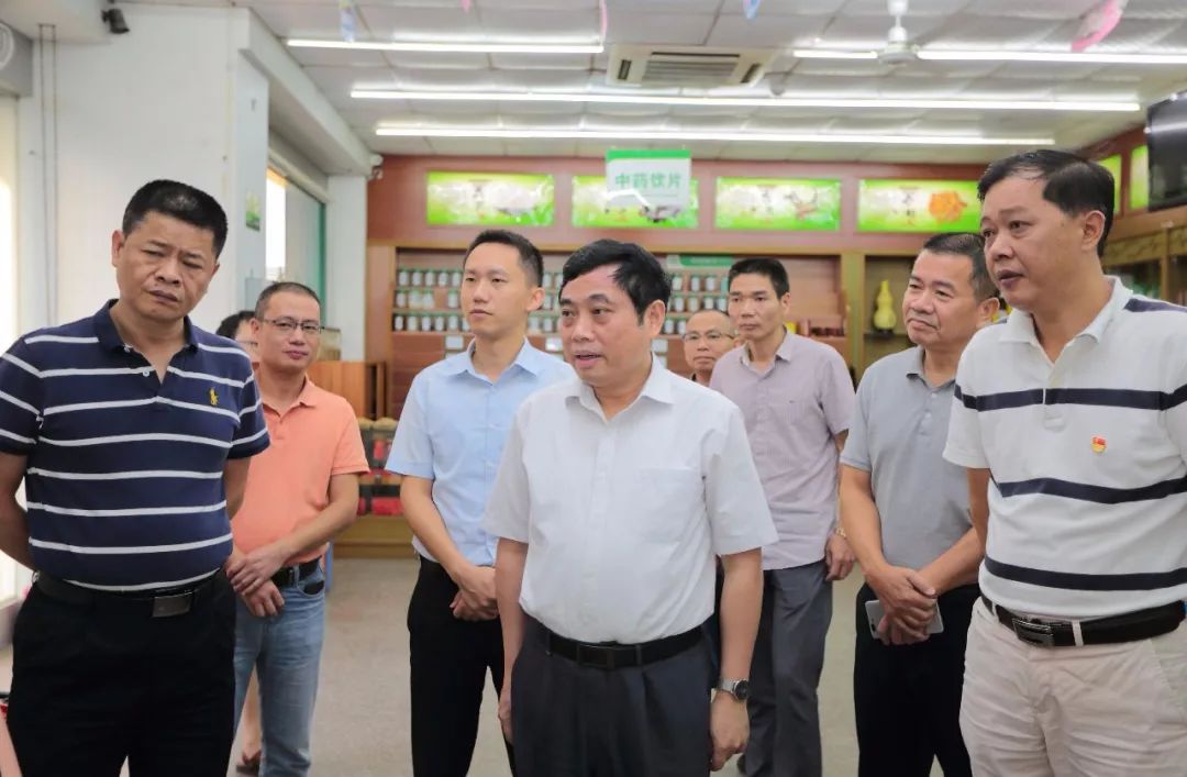 主题教育福建省药品监管局局长俞开海赴东山开展主题教育上下联动整改
