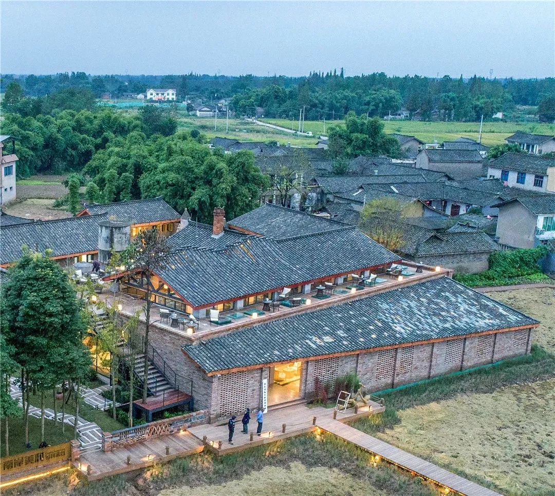 licool建筑改造与乡村文化的融合成都安仁华侨城南岸美村老酒坊改造