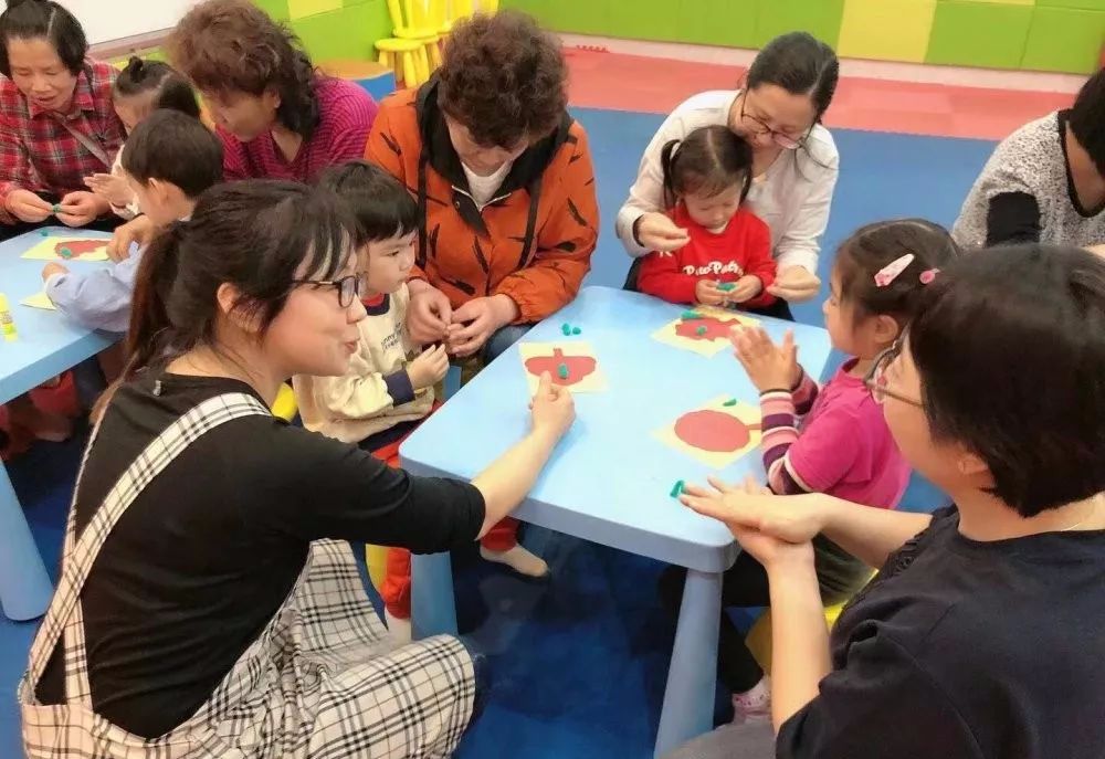 科技助力，构建智慧幼教新生态
