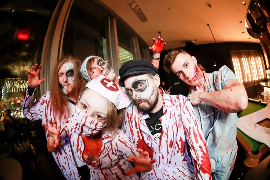 一大波僵尸正在来袭!鲜啤吧惊魂夜等你哦