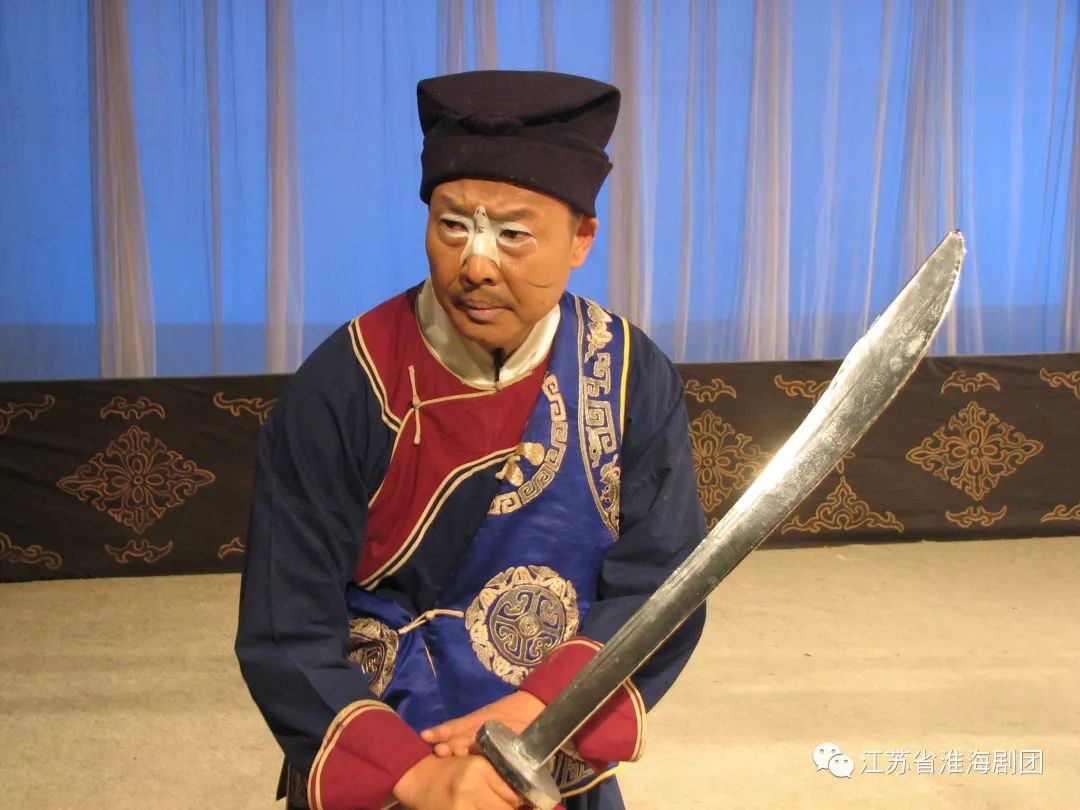 吴 玲 (白玉兰奖获得者 一级演员 )李贤明:张居国 (一级演员)李贤贵