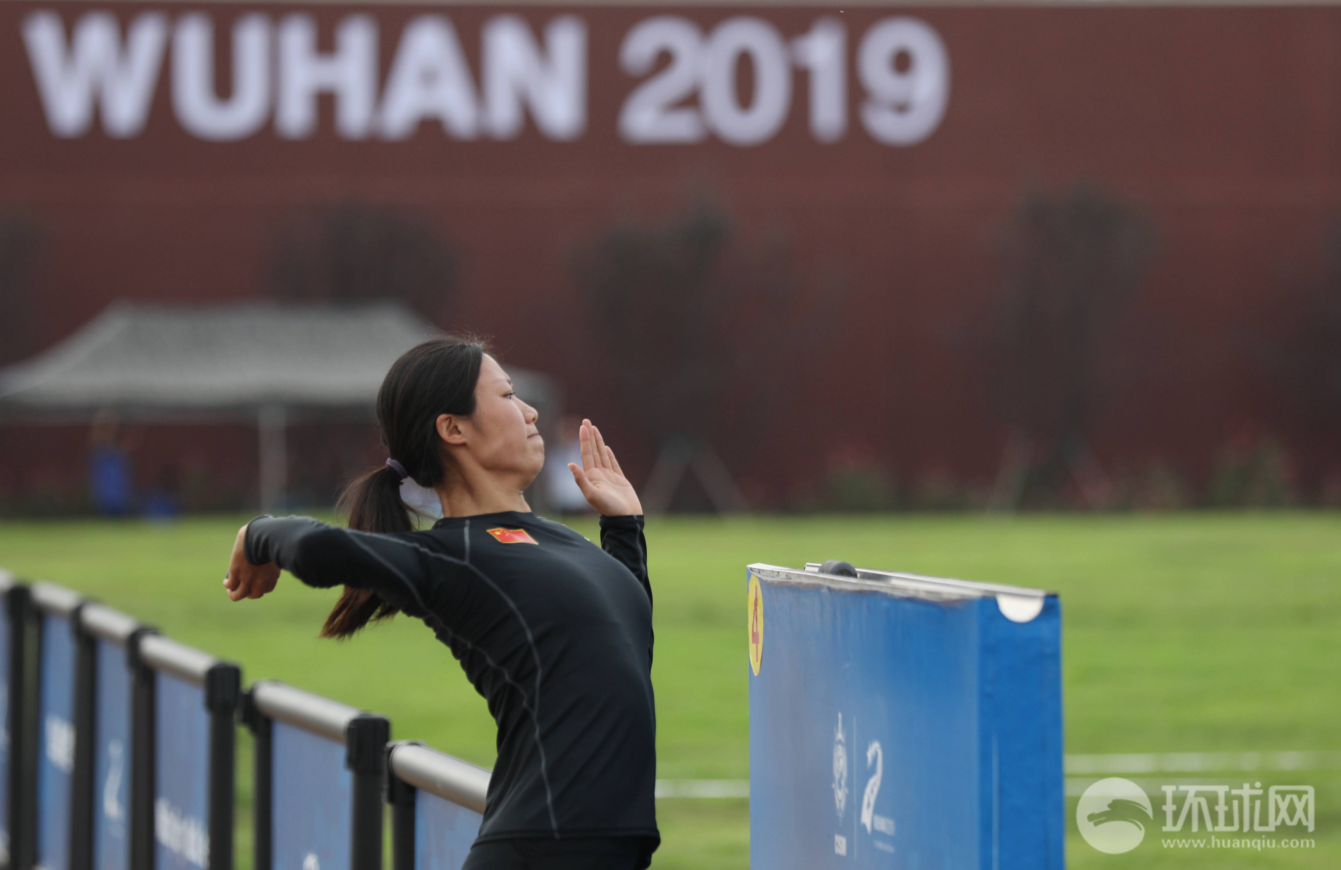 管超楠获得军运会军事五项个人全能女子(投弹)第一名