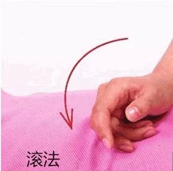 推拿按摩太累人?方式很重要,3步学习关于滚法的操作方法-搜狐大视野-搜狐新闻