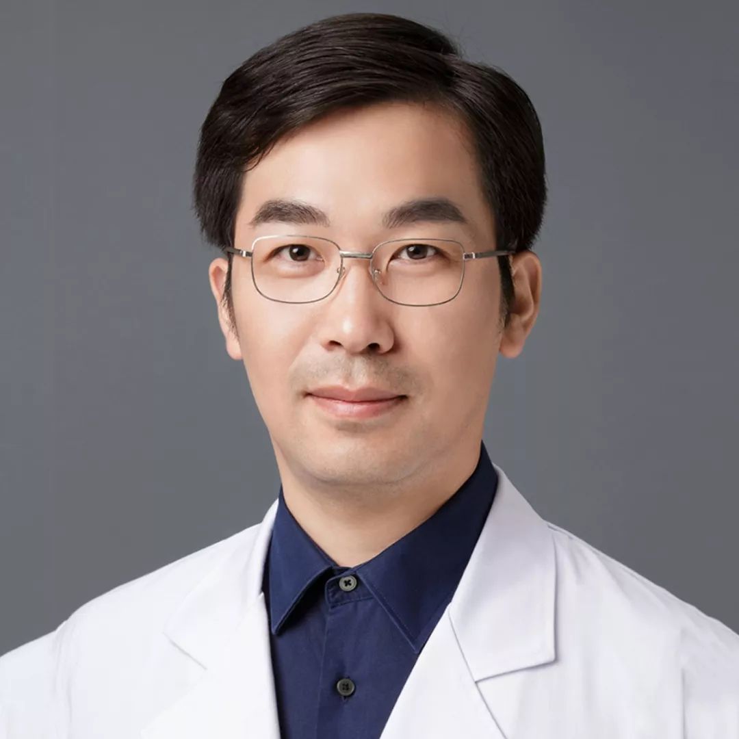 人 物 介 绍」让人们自由畅快地呼吸李锋「医院设有10个临床科室,13个