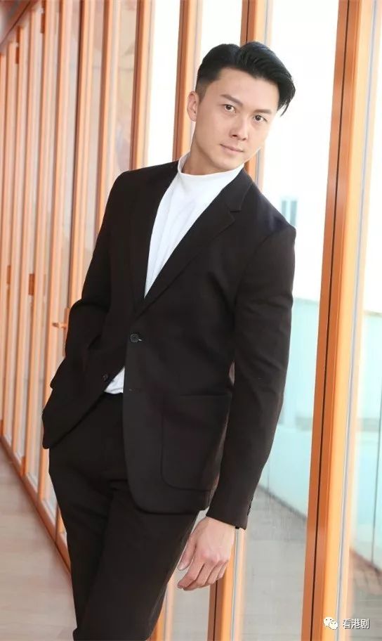 视帝争崩头!王浩信《解决师》打到喷血抢奖