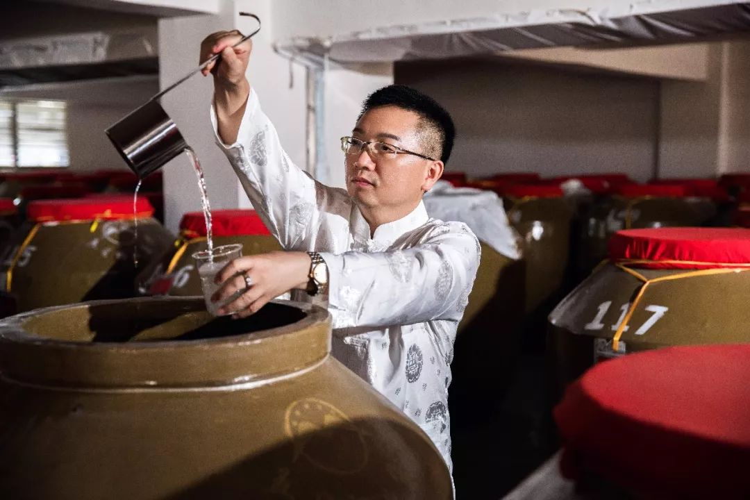 凌晨3点五星酒厂酿酒师们那些不为人知的事