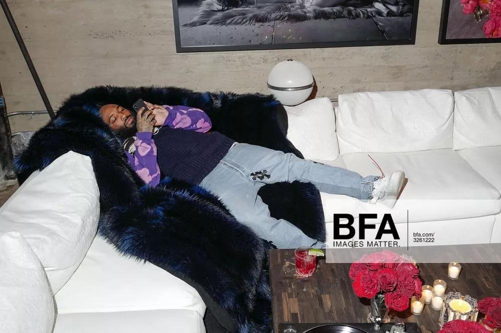 除此之外,vlone主理人 a$ap bari也是其粉丝.