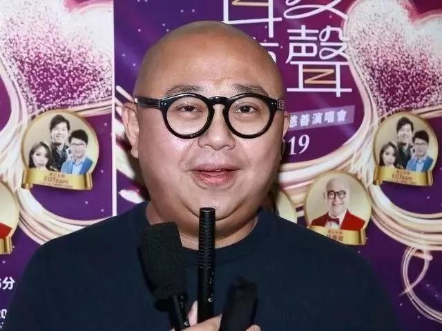 现年40岁tvb金牌主持人林盛斌(bob),今(19)日现身出席慈善音乐会