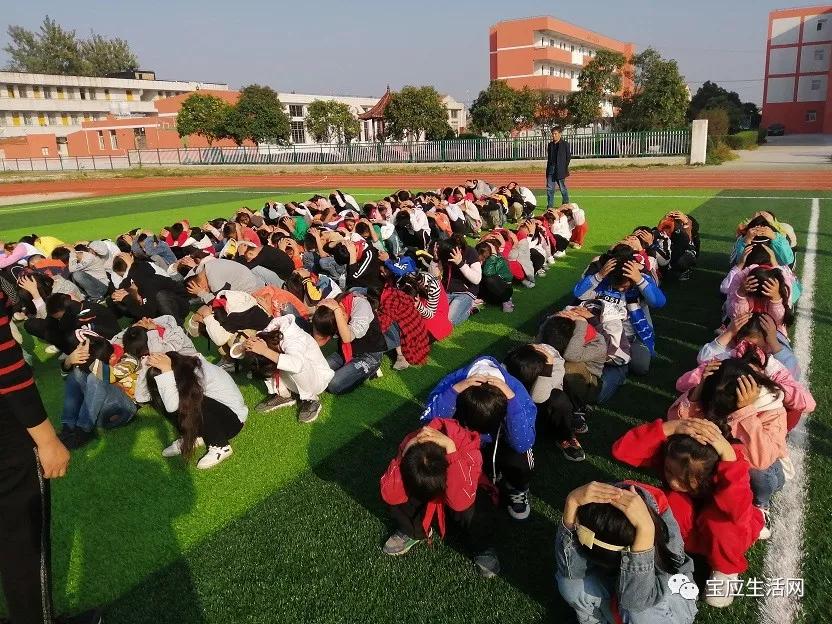 射阳湖镇水泗小学图片