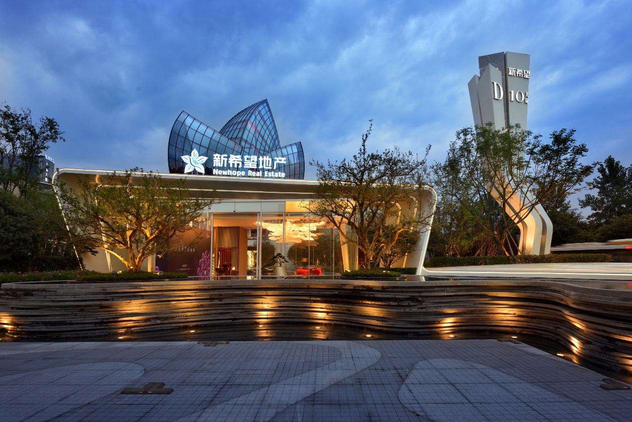 楼市低迷,为何他还敢花百亿买地?